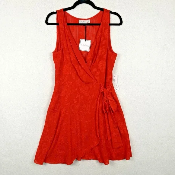 Premier Amour Women Floral Fit Flare Faux Wrap Red Dress Size 10 Bow V Neck Love - Picture 2 of 11